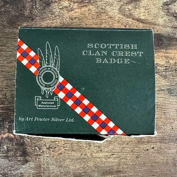 MacMillan Clan Crest Sword Badge Art Pewter Silver Ltd Cap Pin Scotland Brooch - Picture 7 of 8